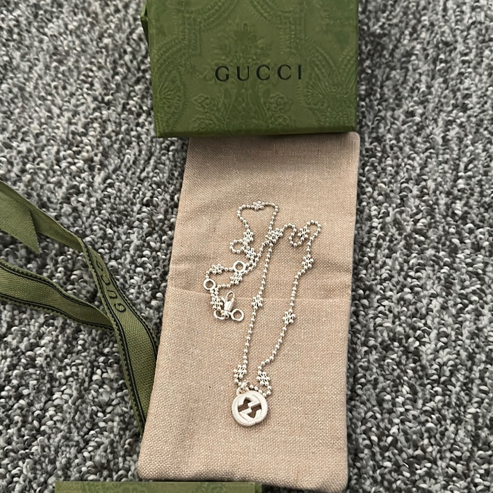 COPY - Gucci Interlocking G necklace in silver